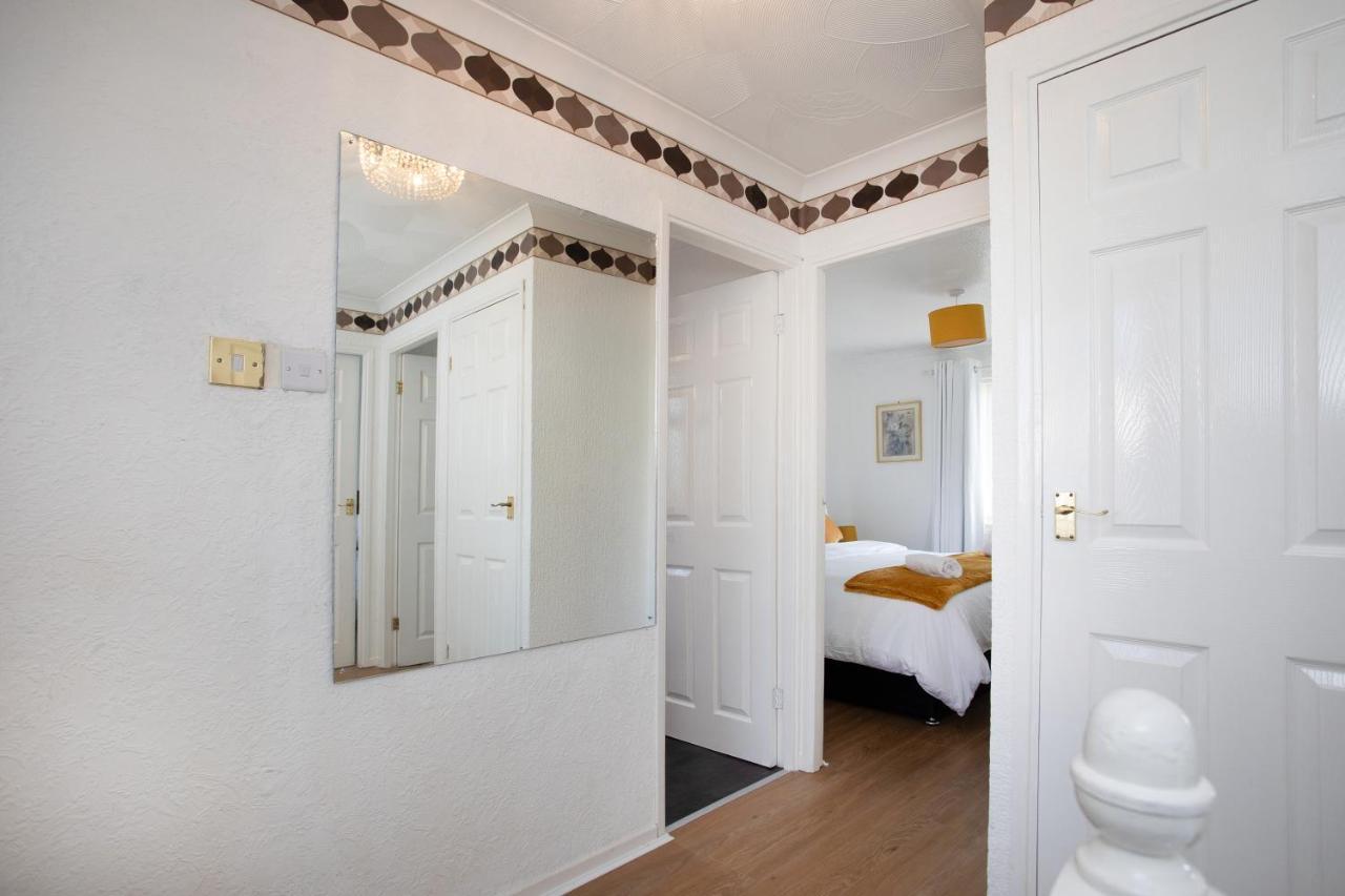 Rawmarsh House, Rotherham For Contractors & Families, Free Parking, High Speed Wifi, Etc Bagian luar foto